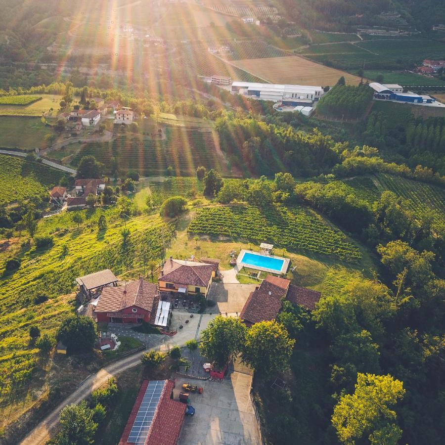 Tenuta Monteoliveto - Family Cottage - Agriturismo Nelle Langhe Vesime Exterior foto