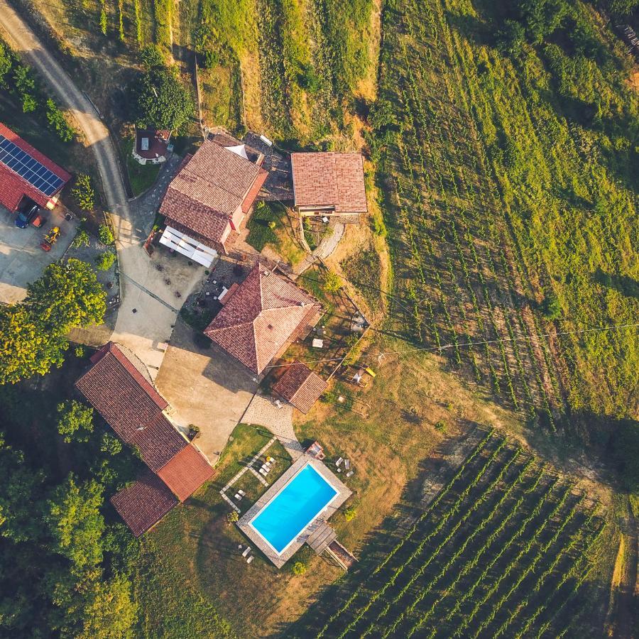 Tenuta Monteoliveto - Family Cottage - Agriturismo Nelle Langhe Vesime Exterior foto